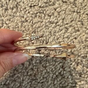 Elegant Gold Arrow Bangle Bracelet